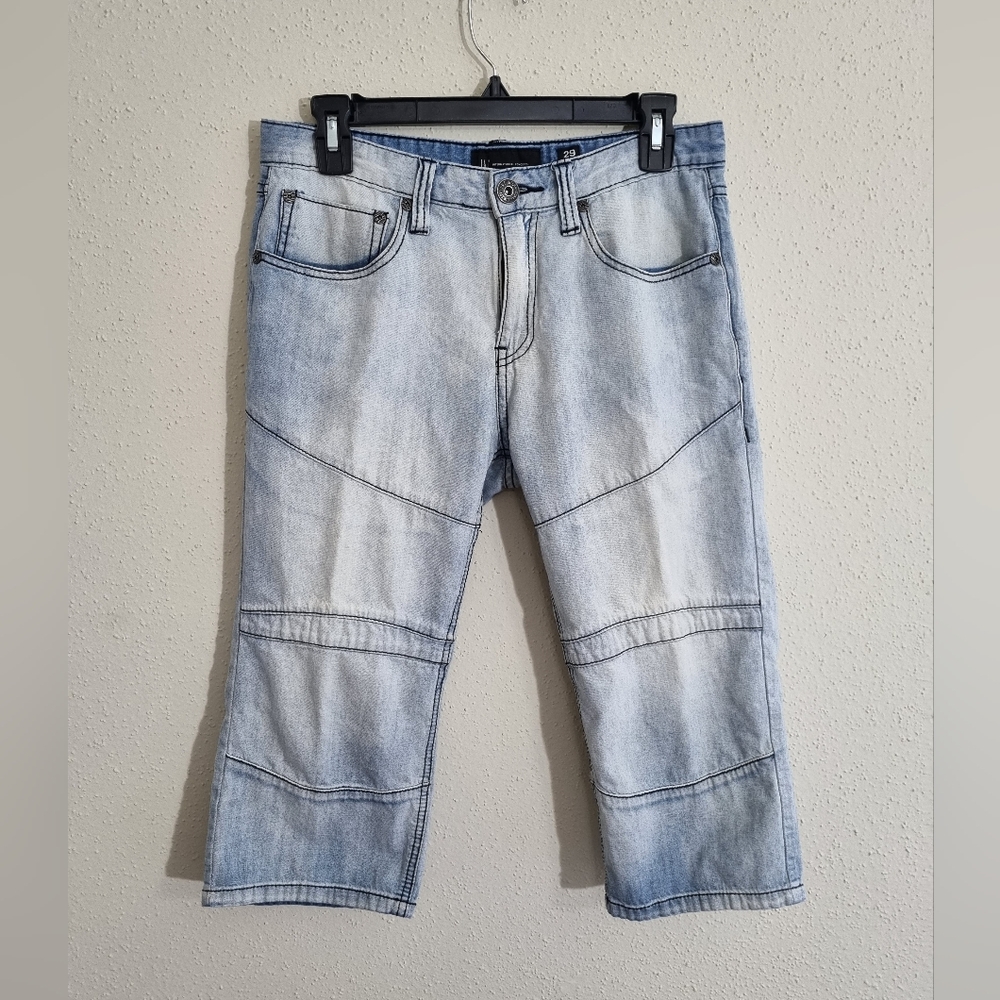 Stylish Light Blue Denim Shorts Size Waist 29. - Picture 7 of 7